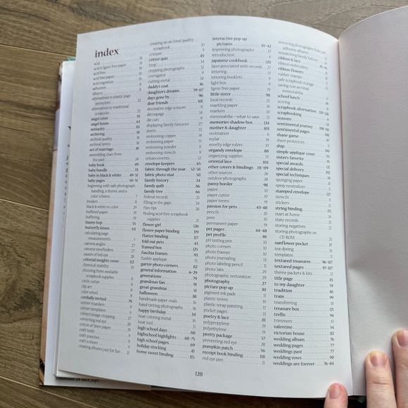 Vintage Making Scrapbooks: Complete Guide to Preserving Your Treasured Memories - Picture 4 of 4